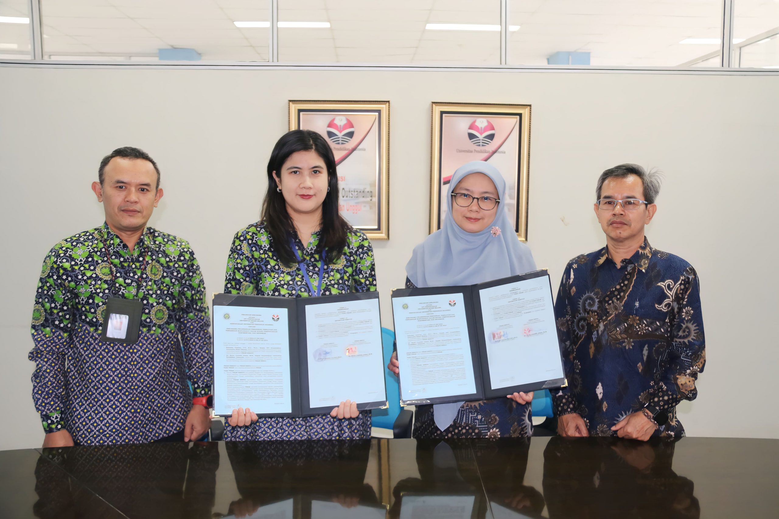 Perpustakaan UPI menerima Kunjungan dari UPT Perpustakaan Universitas Negeri Malang (UM) 3